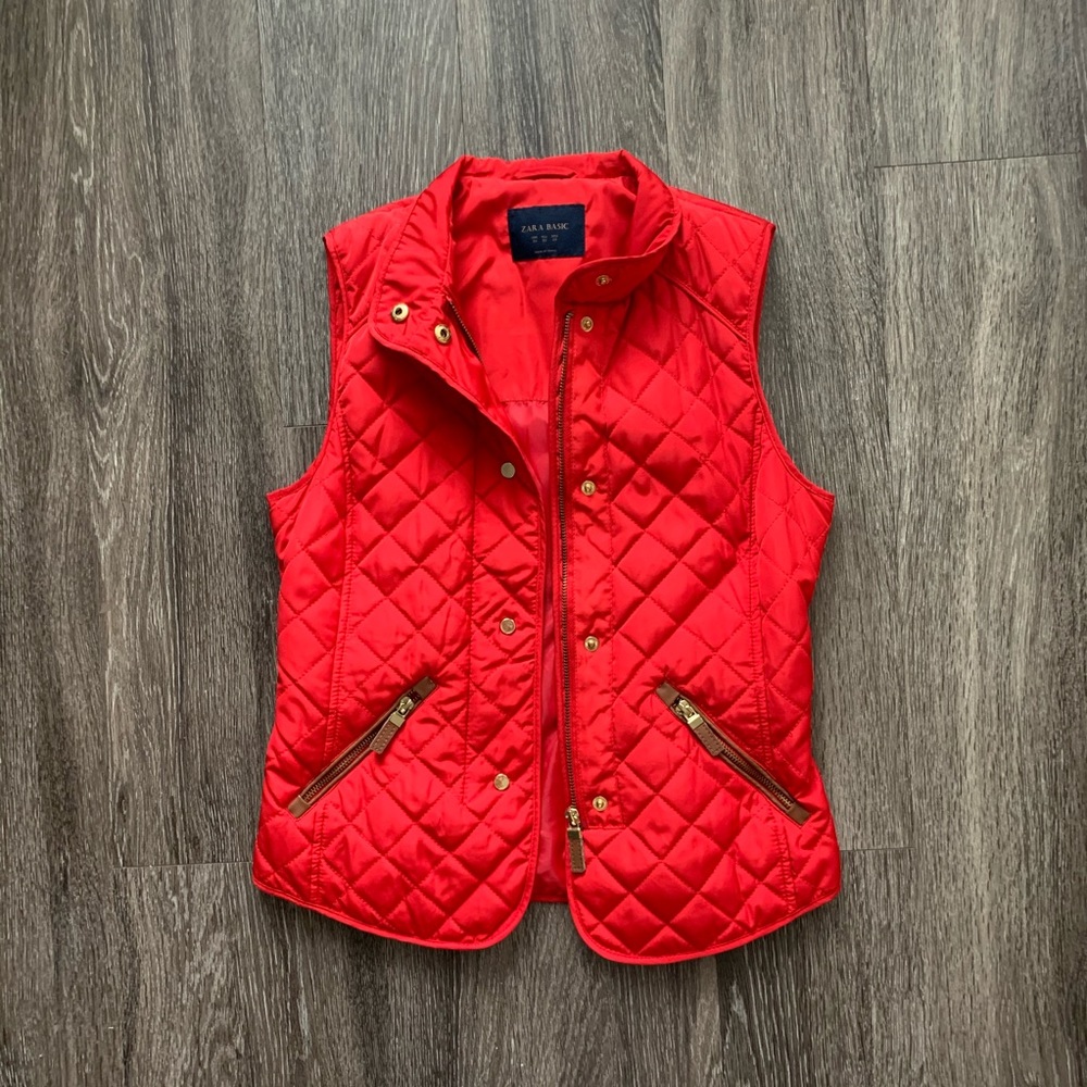 Zara Basic Puffer Vest Red Sleeveless Size XS